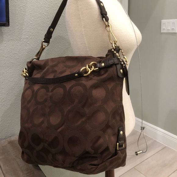 Coach Handbags - “FINAL PRICE” Authentic Signature Coach Handbag